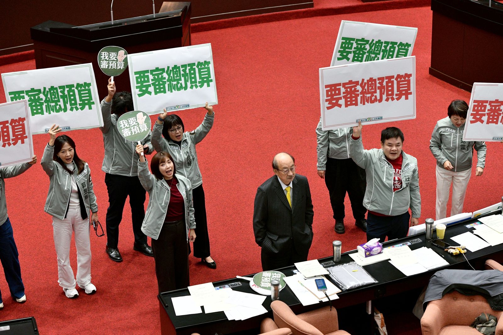 涂醒哲：台灣已是存亡關頭　總統應召開國是會議