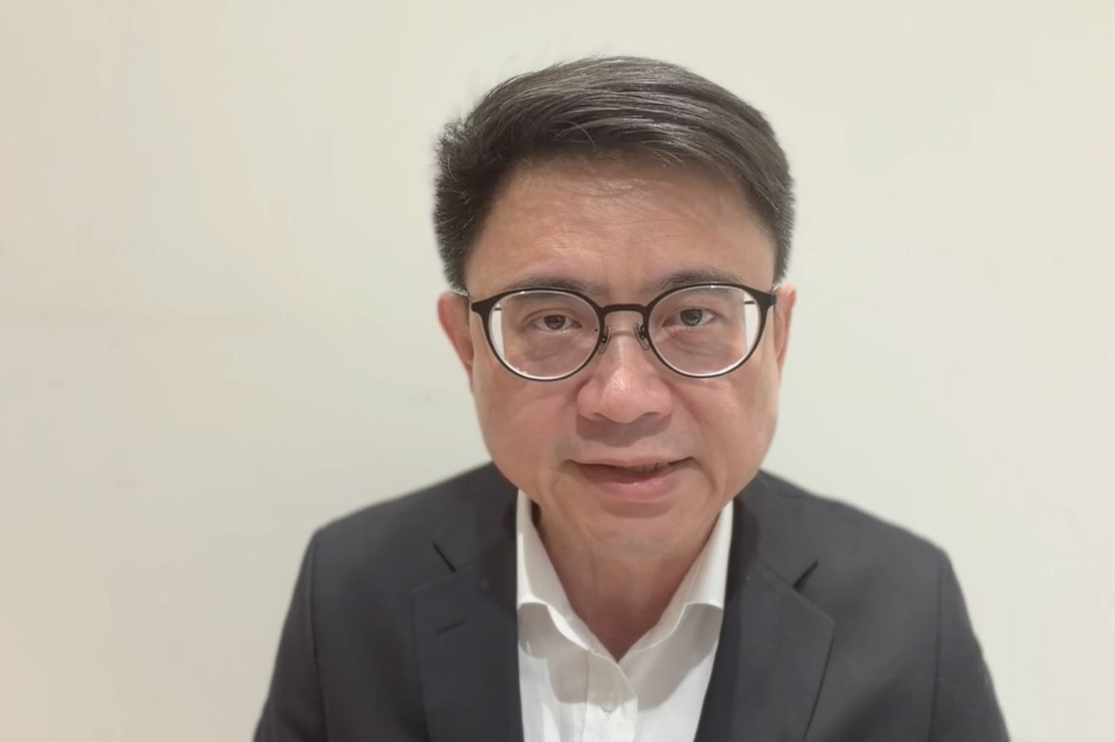 鏡新聞民調/高雄市長支持度輾壓柯志恩20.3個百分點 賴瑞隆回應了