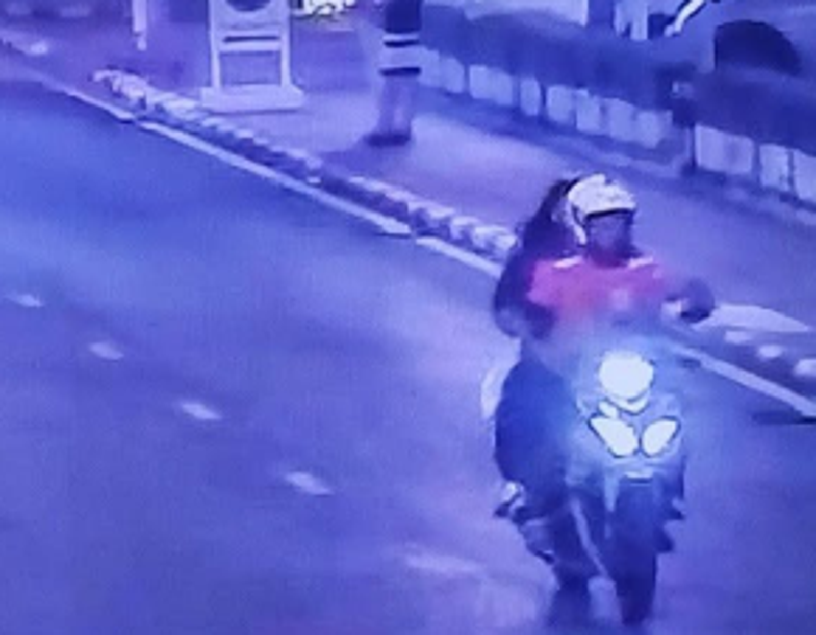 控司機繞路+摸腿性騷「害跳車縫9針」!女粉絲改口:一切都是假的...全網氣炸