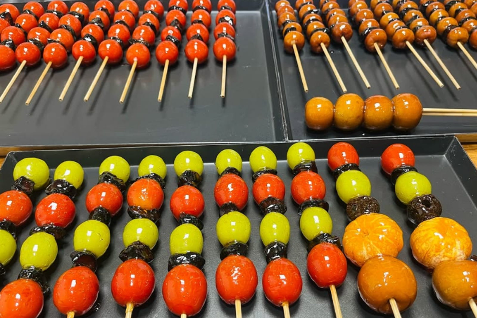 1699元糖葫蘆吃到飽！業者遭批反嗆：這口味吃3.398串就回本　
