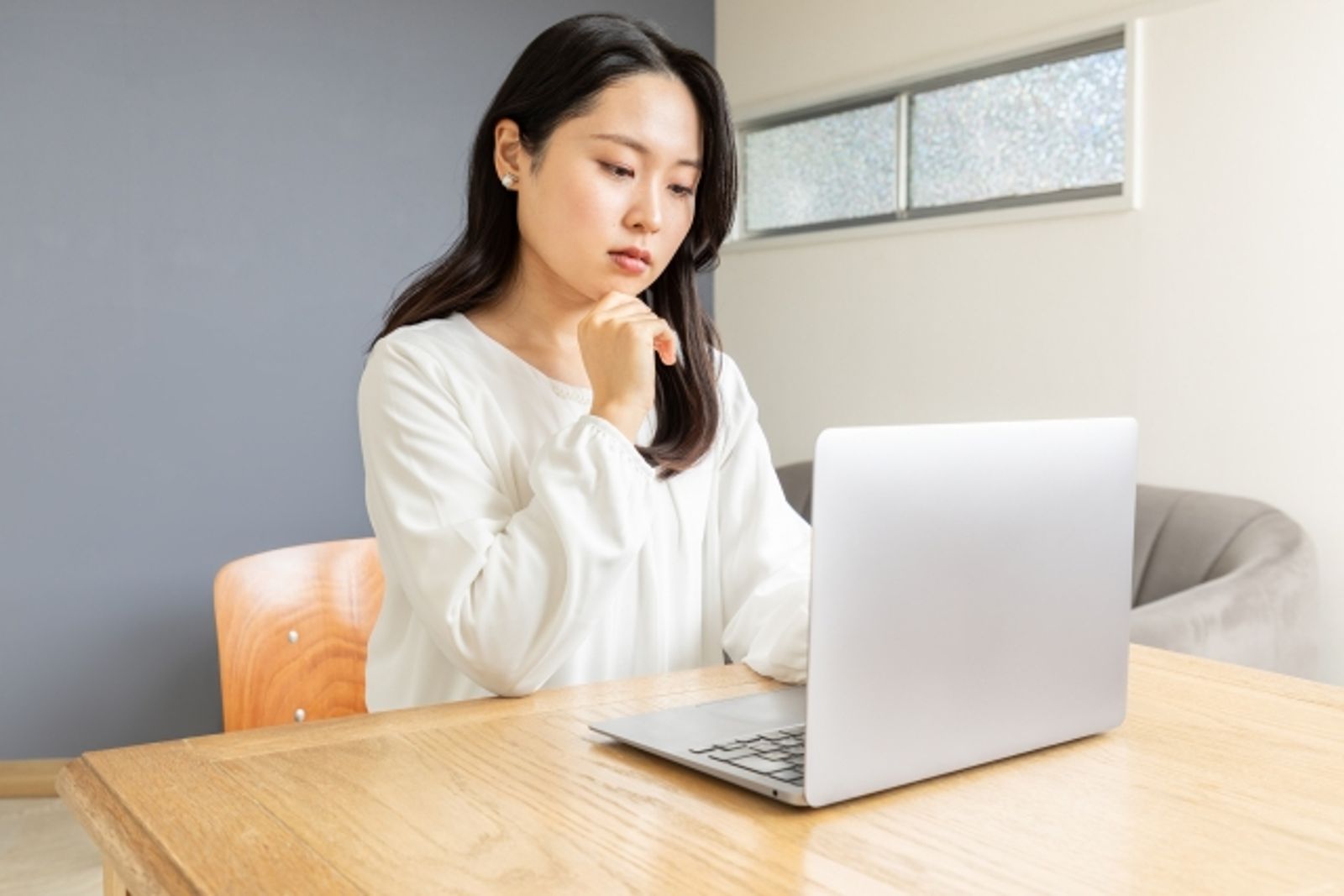 研究歷史錯了嗎?男友「一句話」秒下船 網:該死的優越感