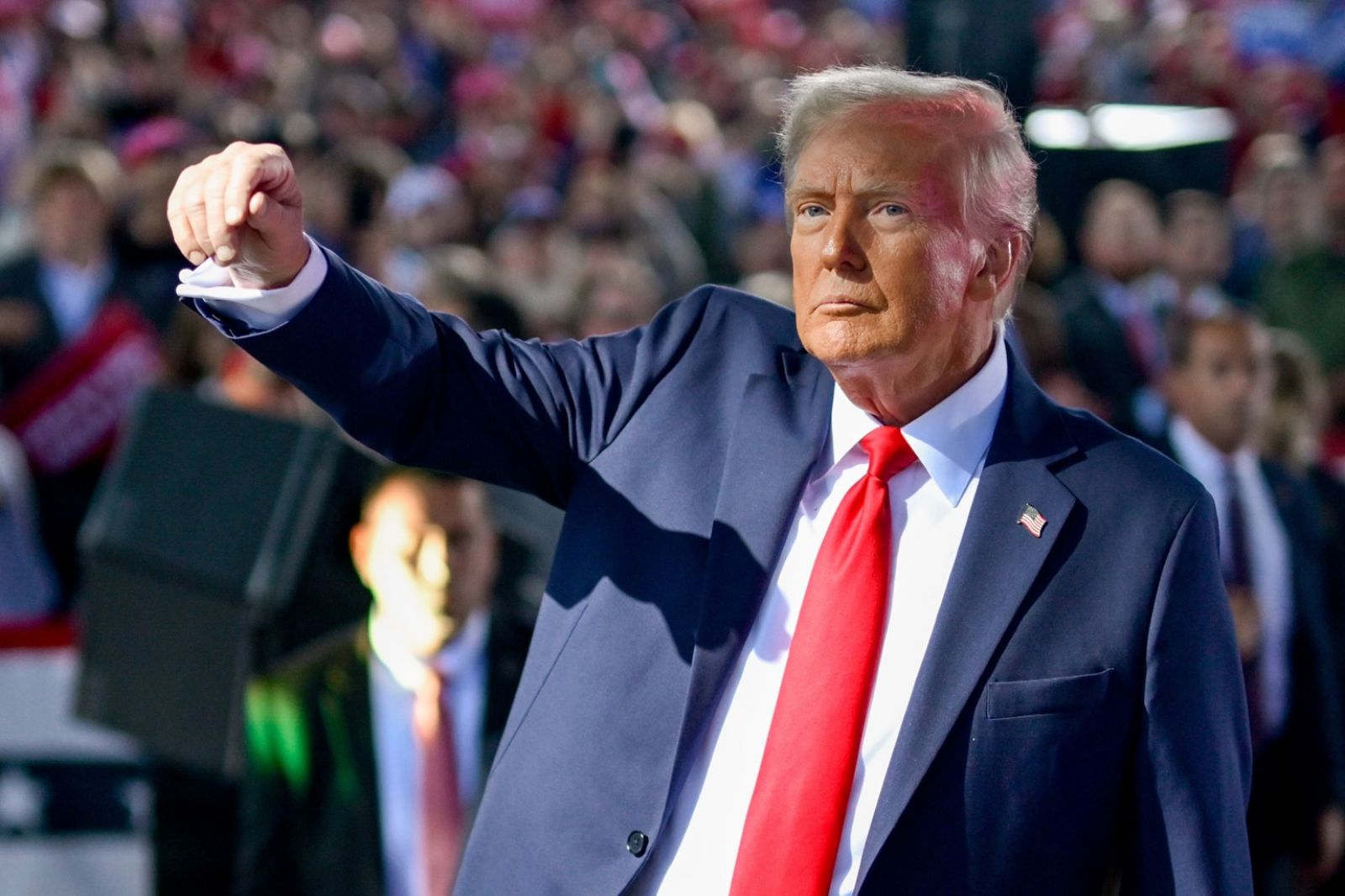 川普擬對外國電影課100％關稅　Netflix等多公司股價大跌