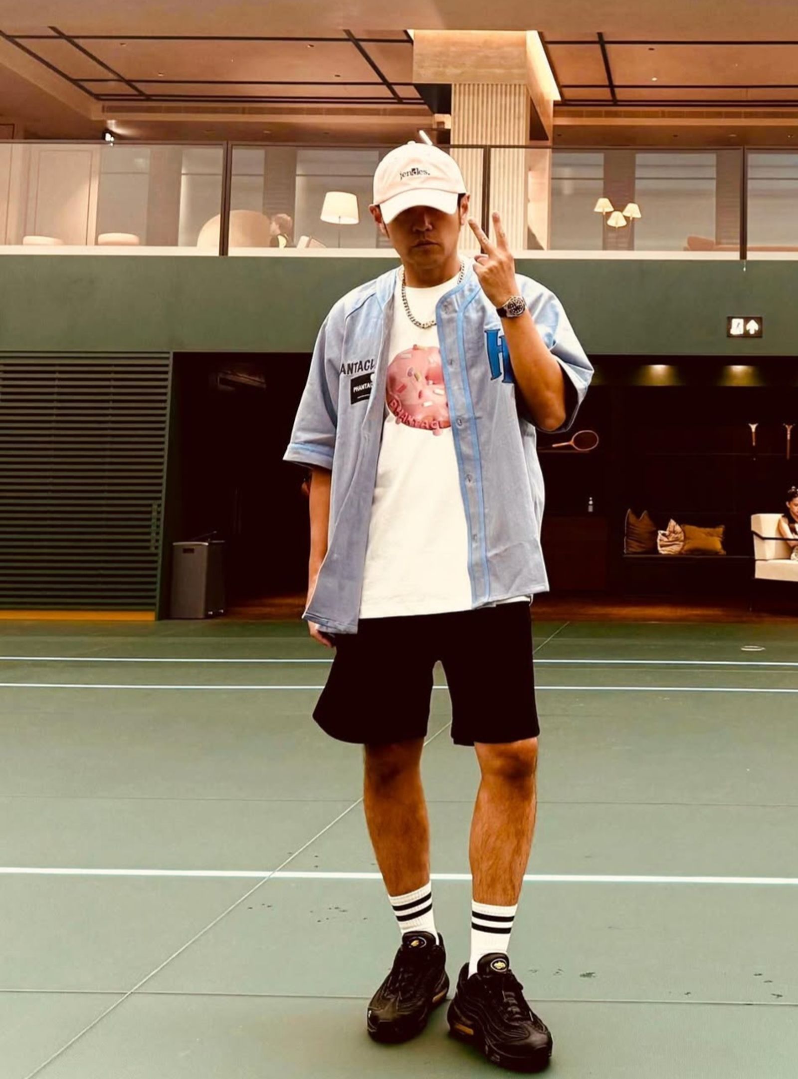 周杰倫在社群分享多張近況照。翻攝周杰倫IG