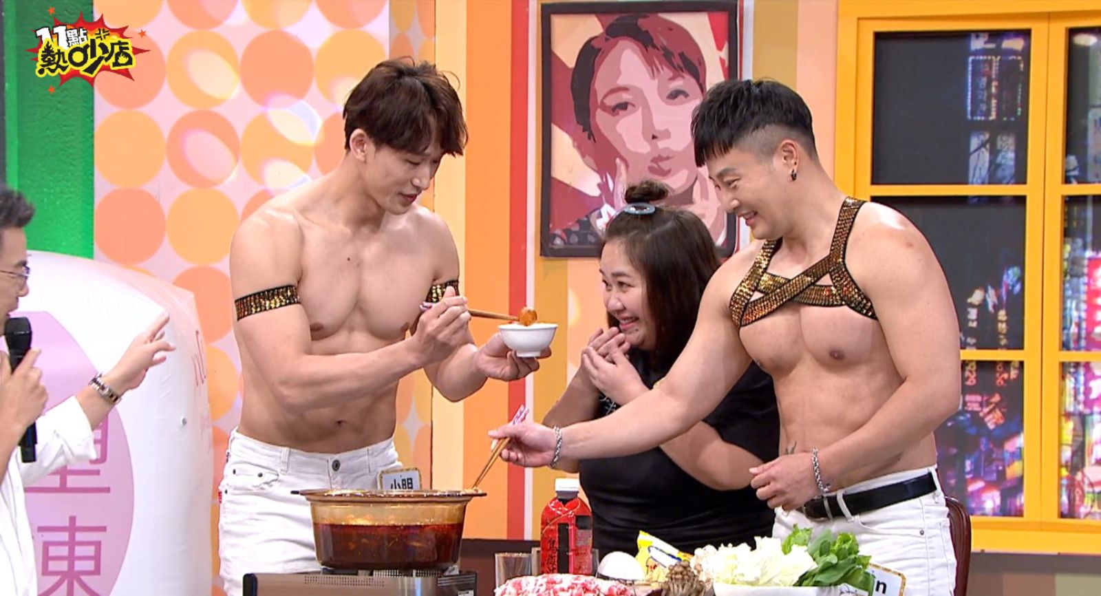 鍾欣凌壓力太大「眼淚關不住」！貼身猛男秀舒壓　反應全曝光