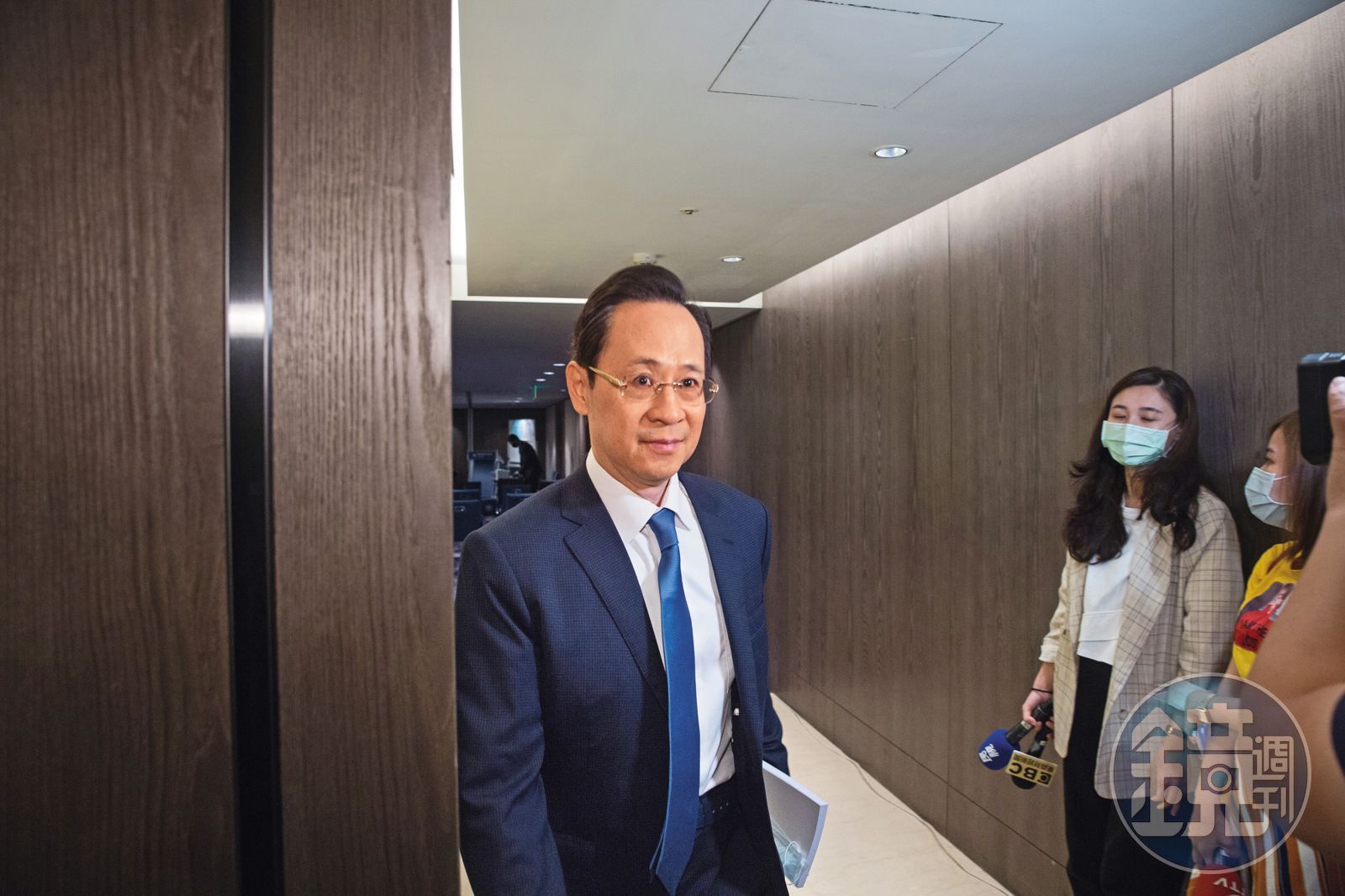 曾任鏡電視董事長的國民黨前立委陳建平投資凱思國際近千萬元,後來包括綠營黨、政、軍高層都遭跟監偷拍。圖/鏡週刊提供