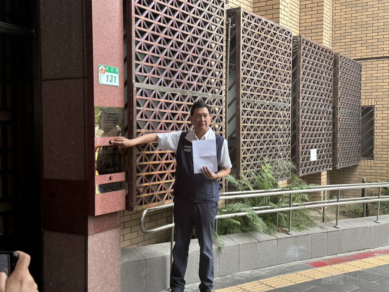 林國春告發李俊俋。馮茵攝