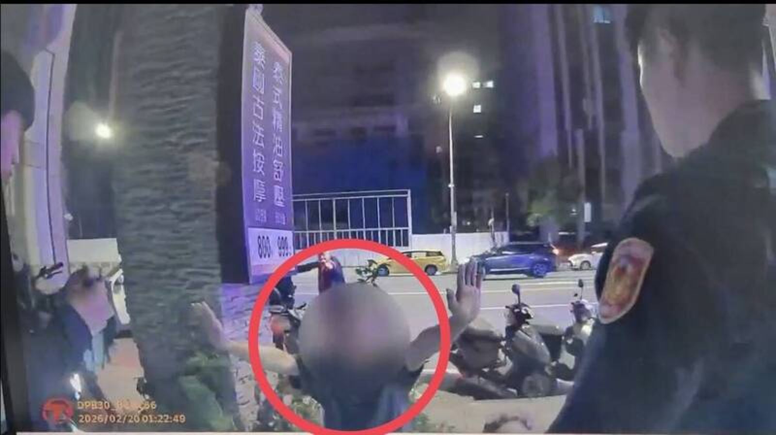 新店卡拉OK店爆砍人案 醉漢尋仇未果持刀割傷2女服務生