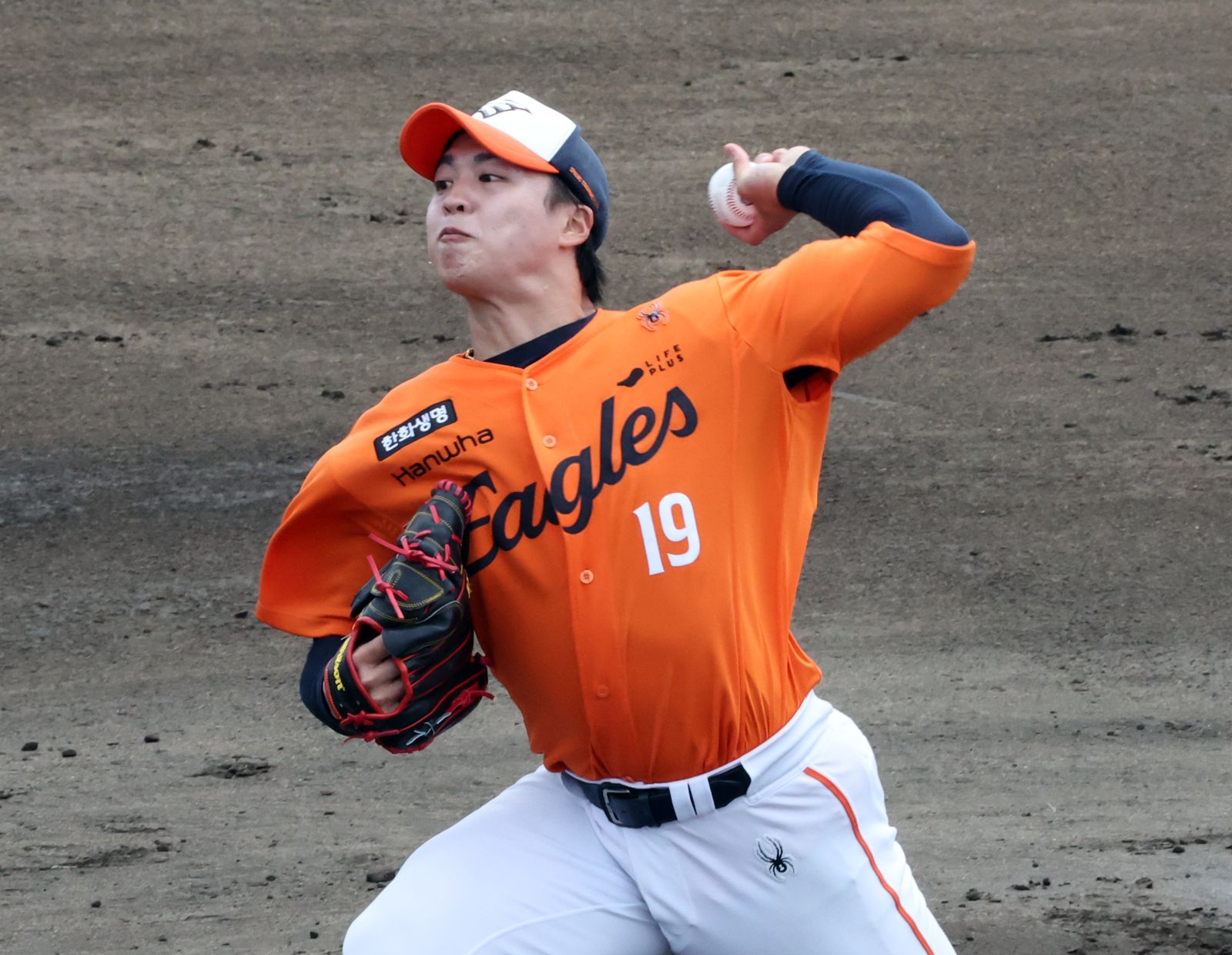 快訊／6.1局無失分！王彥程壓制斗山熊收第2勝　對決「韓國古林」佔上風