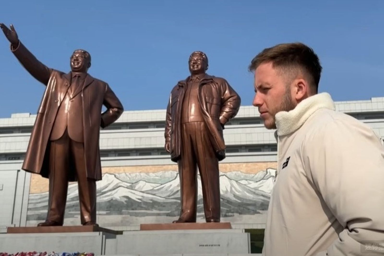 參加馬拉松進入北韓！百萬YTR紀錄5天旅程：令人難以置信