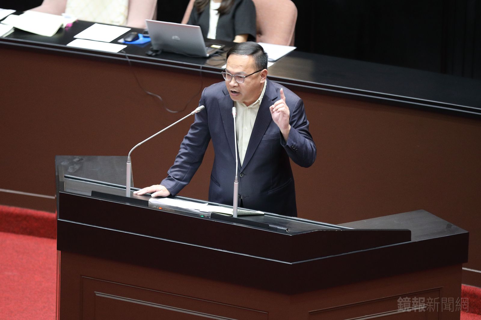 被兒子感情糾紛燒到！遭爆料因劈腿離婚　王義川澄清：抹黑造謠