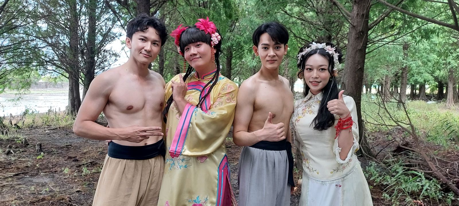 阿翰「戲說阿娟」弄假成真!進軍本土劇狂摸帥哥胸肌嗨喊:好幸福 現場見血出意外敬業回應