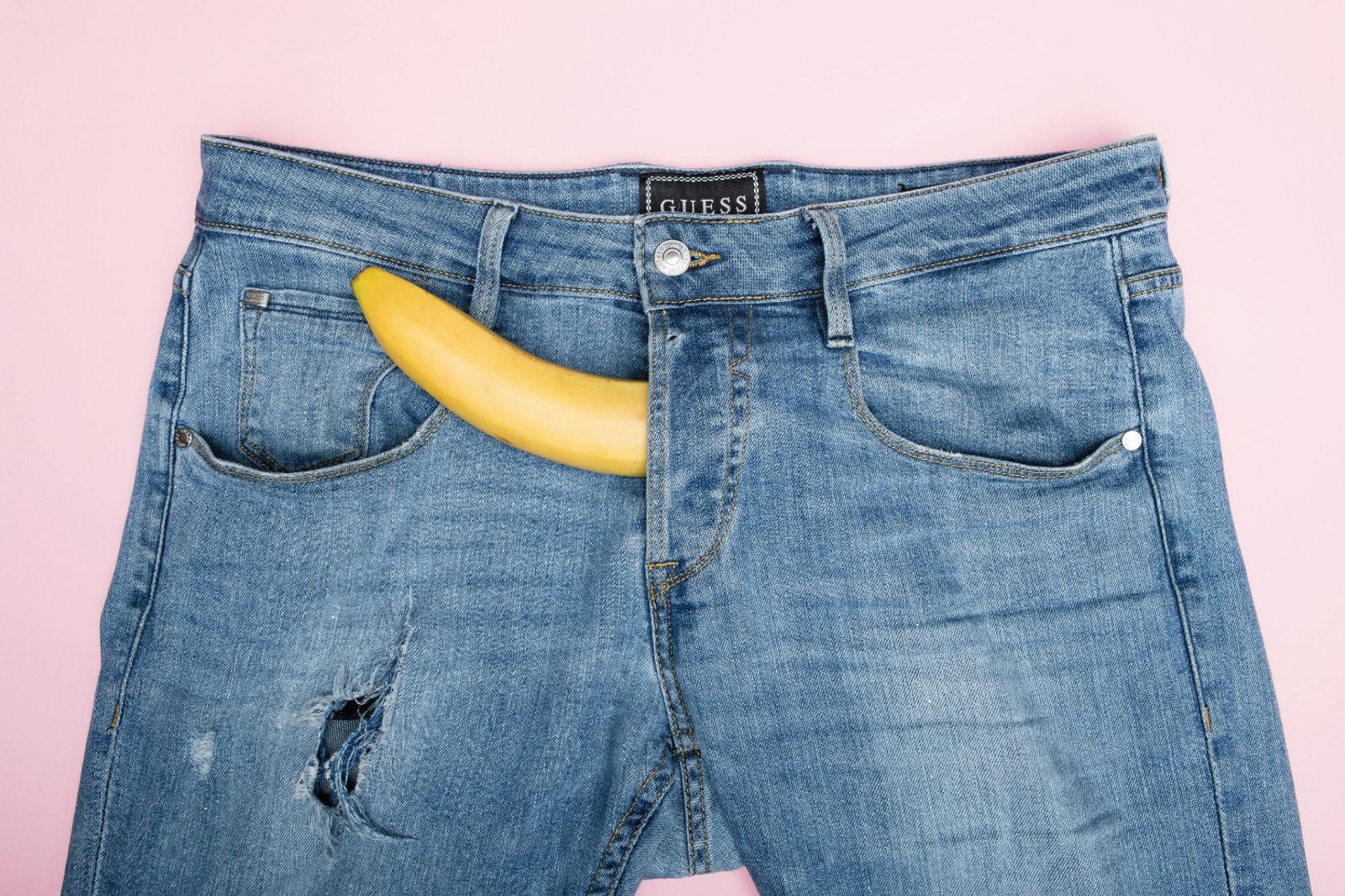 20歲家中獨子渴望成女生　網路自學變性手術在租屋處揮刀自宮