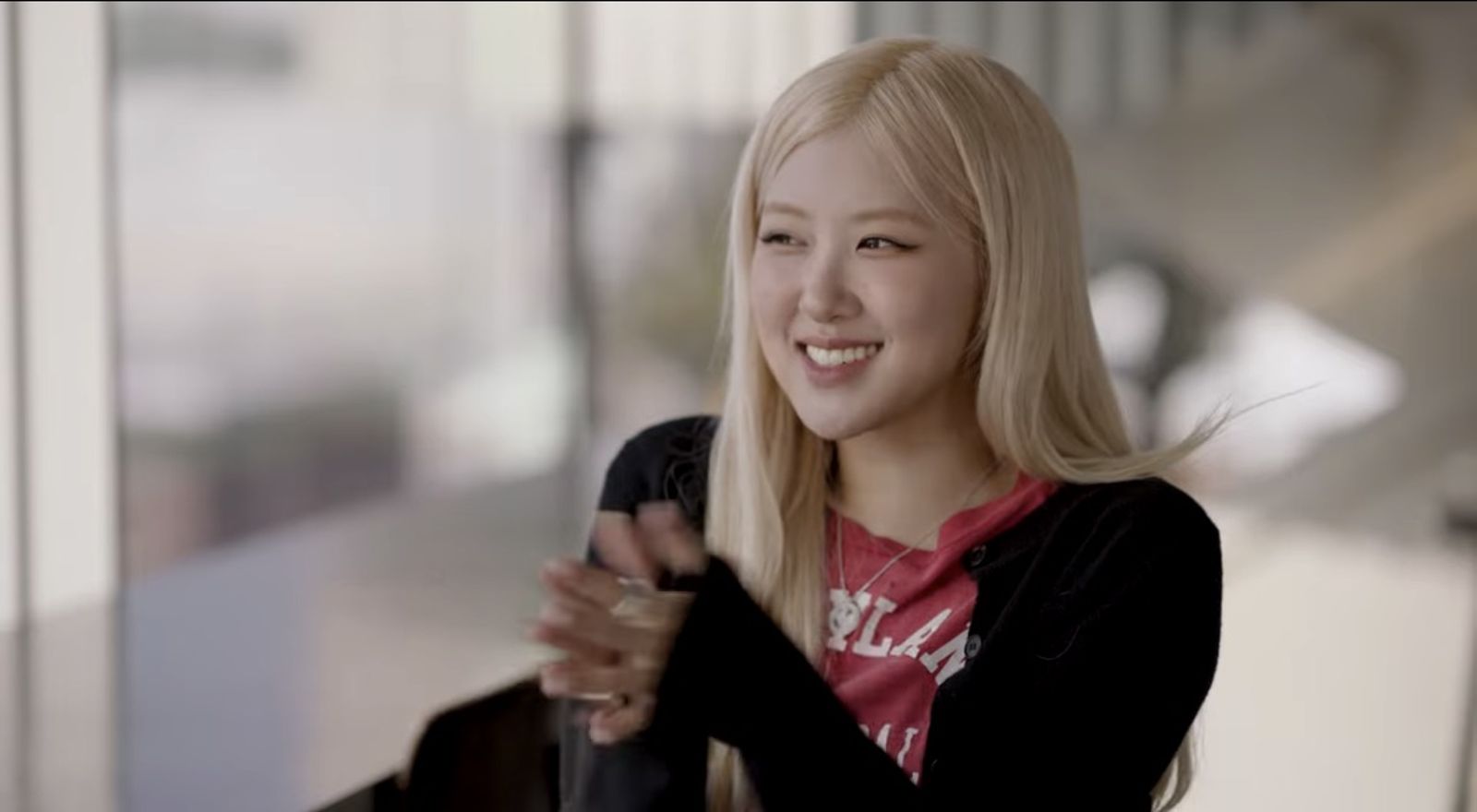 Rosé接受訪問。 翻攝CALL Her Daddy YouTube