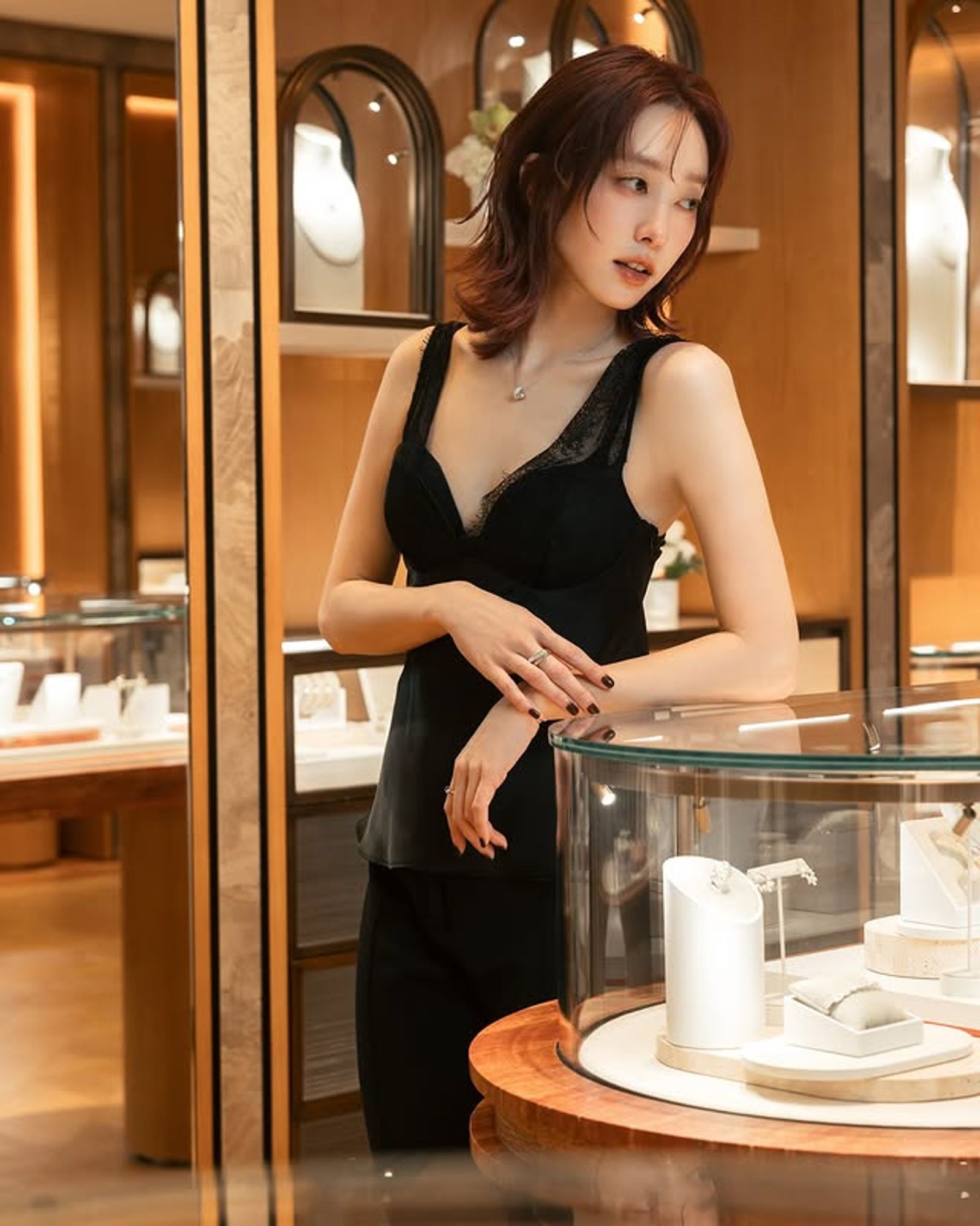 席惟倫也曾與王子傳過緋聞。翻攝IG@riko52112