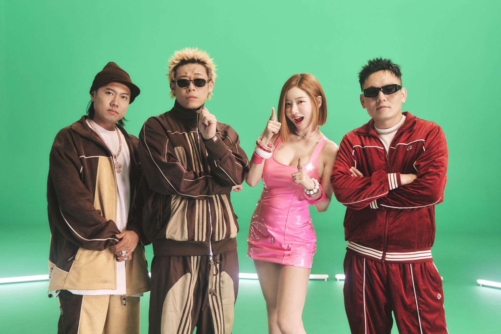 玖壹壹新歌〈哥哥帶上我〉請來DJ SODA助陣。混血兒娛樂提供