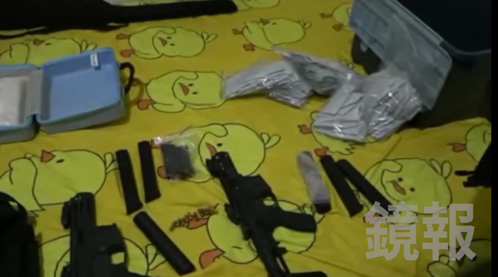 有片／高雄警搗大寮毒窟　驚見古柯鹼磚外加滿屋毒咖啡包