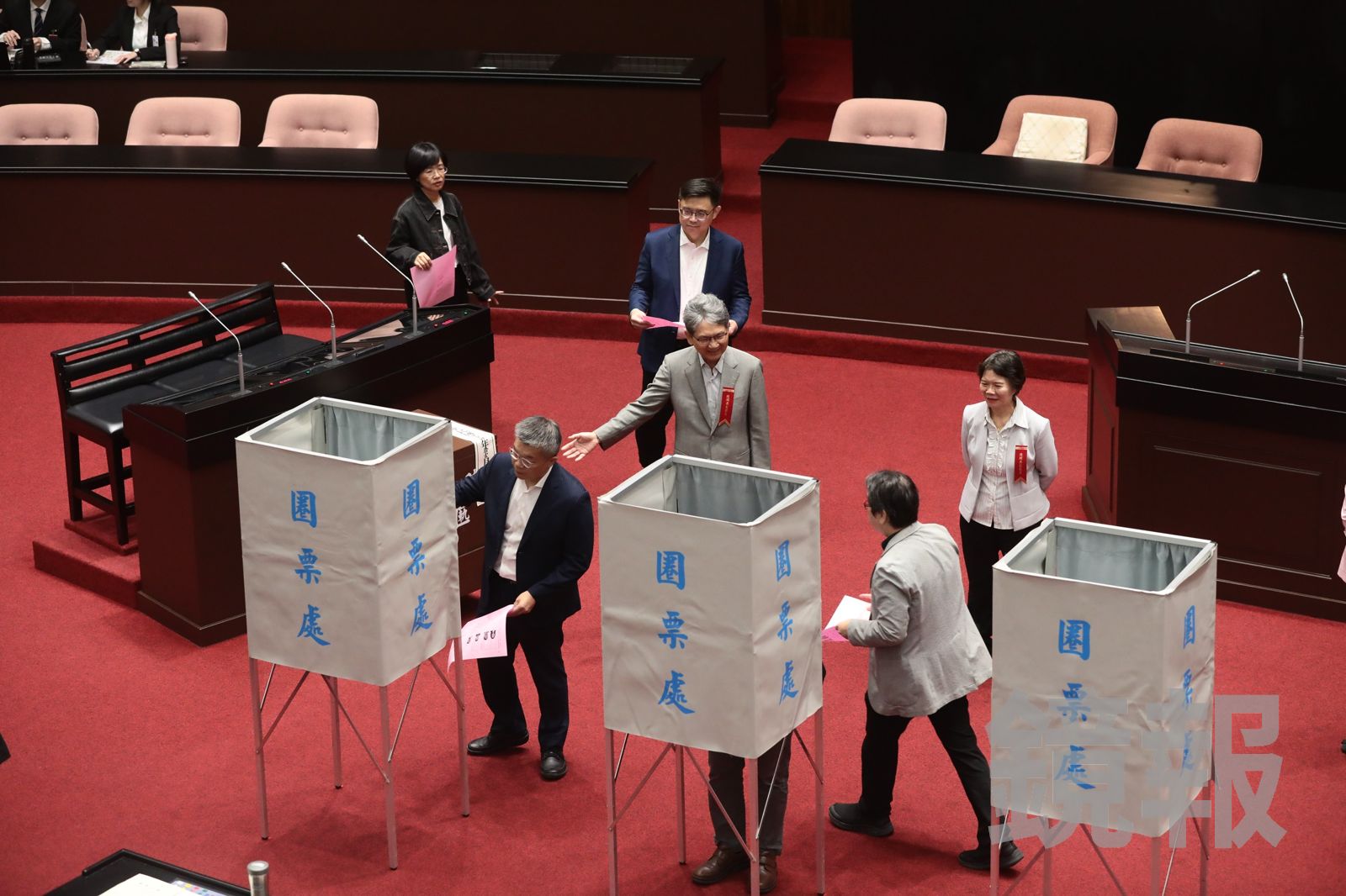 藍白封殺NCC人事案 行政院表達高度遺憾