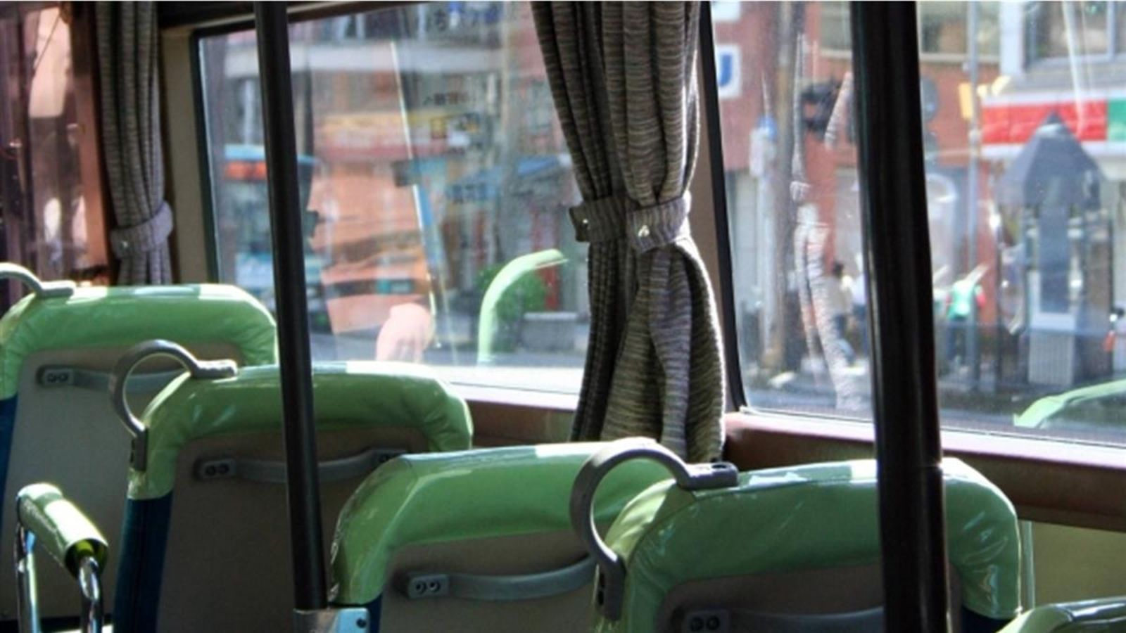 15歲少年「偷公車開150公里」送女友上學　警見1細節全傻眼