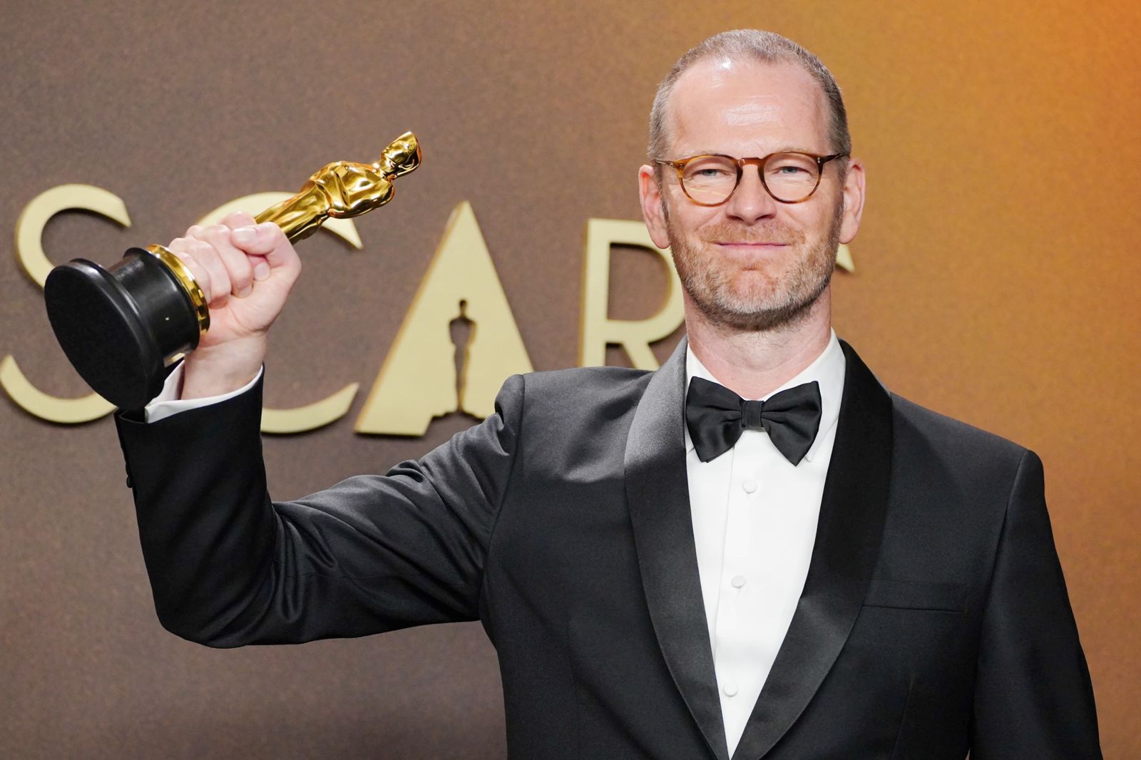 奧斯卡首座挪威之光！《情感的價值》奪最佳國際影片竟點名政客：別投給他們