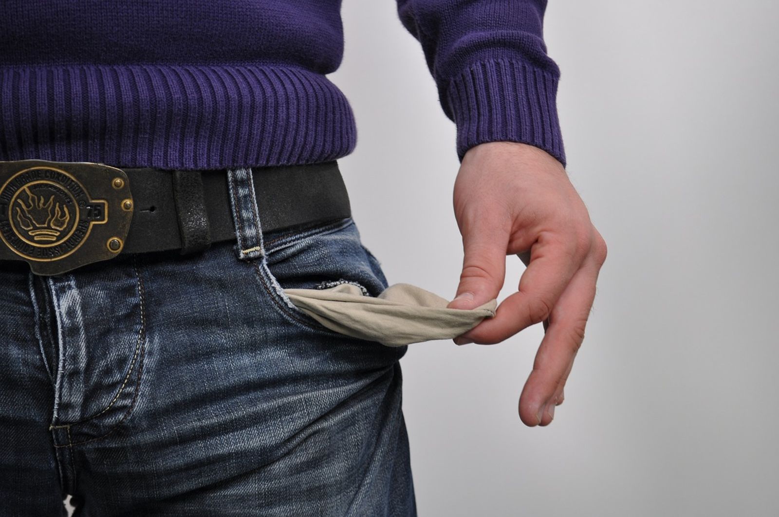 30歲文組男月薪70K想買房 坦承「存不了錢」網分析:你不算月光族