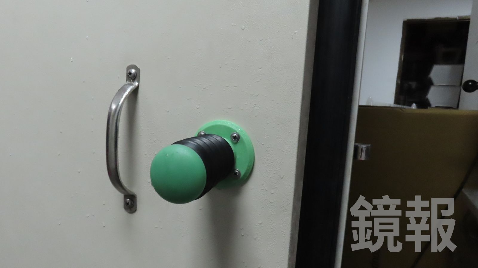 北市名餐廳女員工開工日陳屍冷凍庫　「死者身上有手機」警初步排除他殺