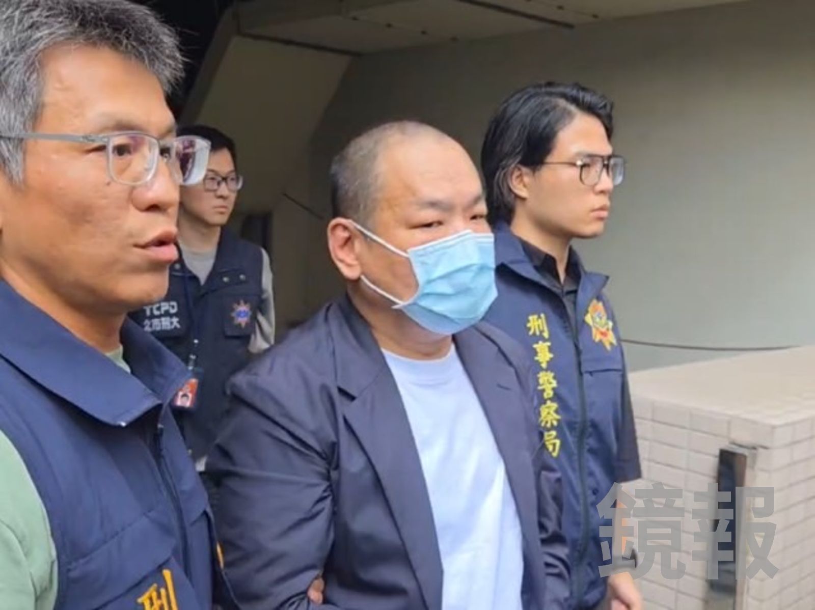 「太保」曾盈進與哥哥「鐵霸」成立人頭公司洗錢。李依璇攝