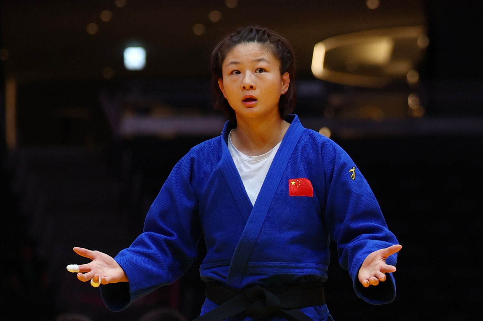 中國女將秒變狗!亞運咬傷對手 日網酸「柔道界蘇牙」