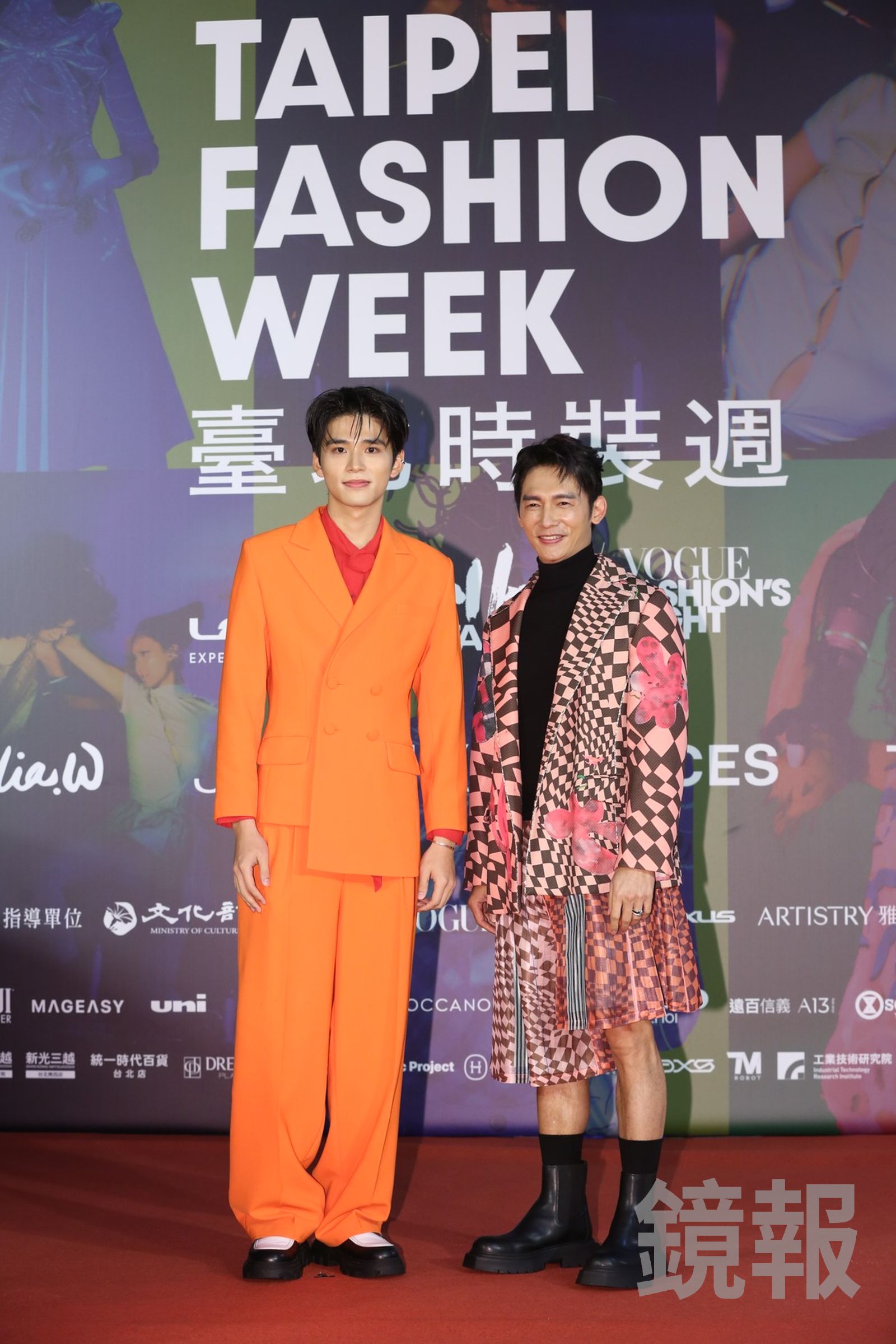 王品澔（左起）、温昇豪。李鍾泉攝