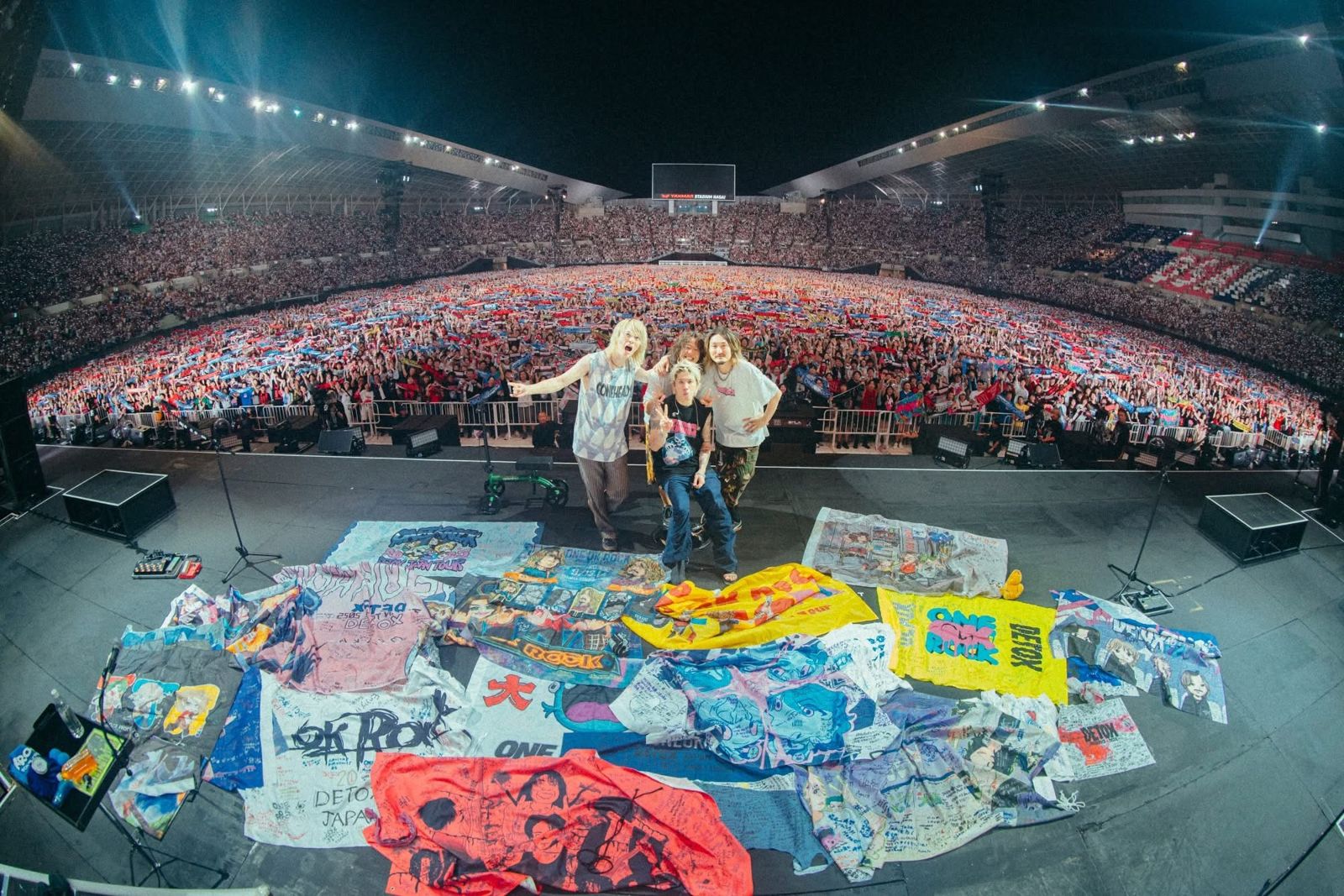 ONE OK ROCK日前甫在大阪演出。翻攝官方FB