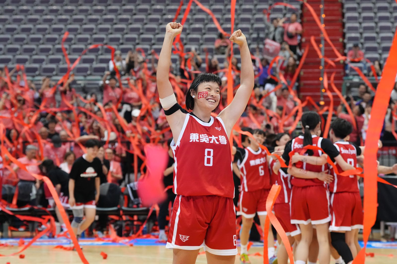 東吳大學二連霸！臧釩均戴安全帽進場有故事　下一站攻讀運動心理