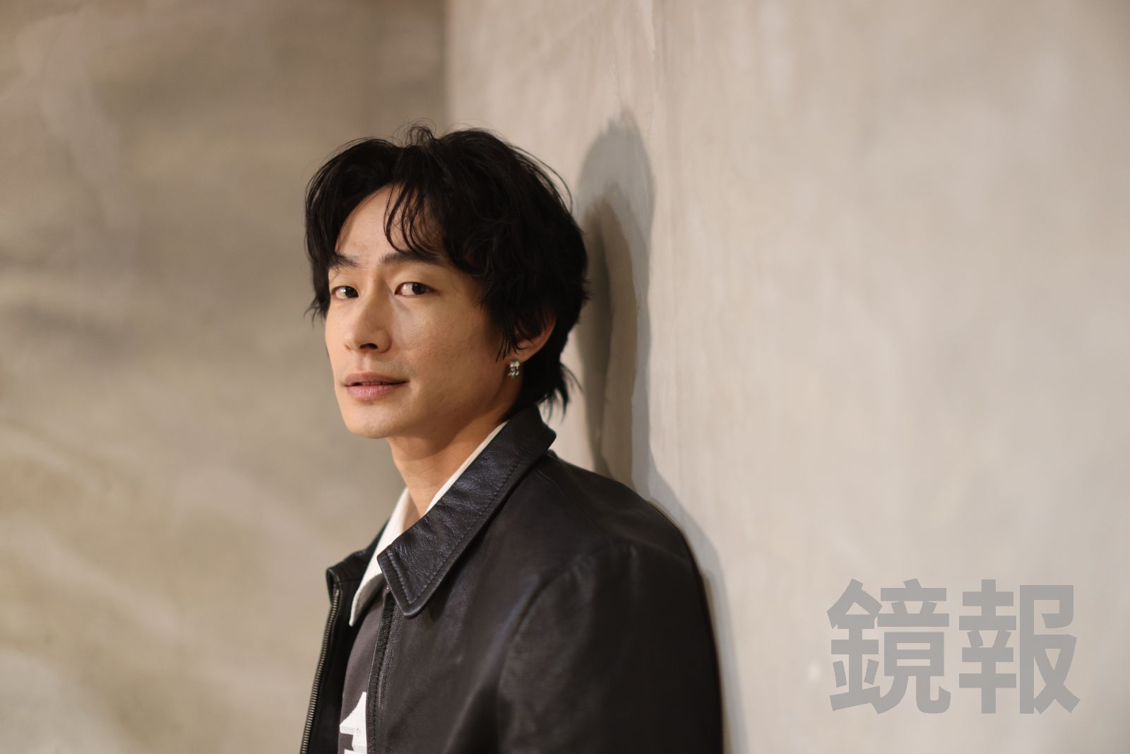 獨家／遭《世紀血案》劇組矇騙氣炸提告！黃河演施明德吐露「內耗」心聲：頭痛到快裂開