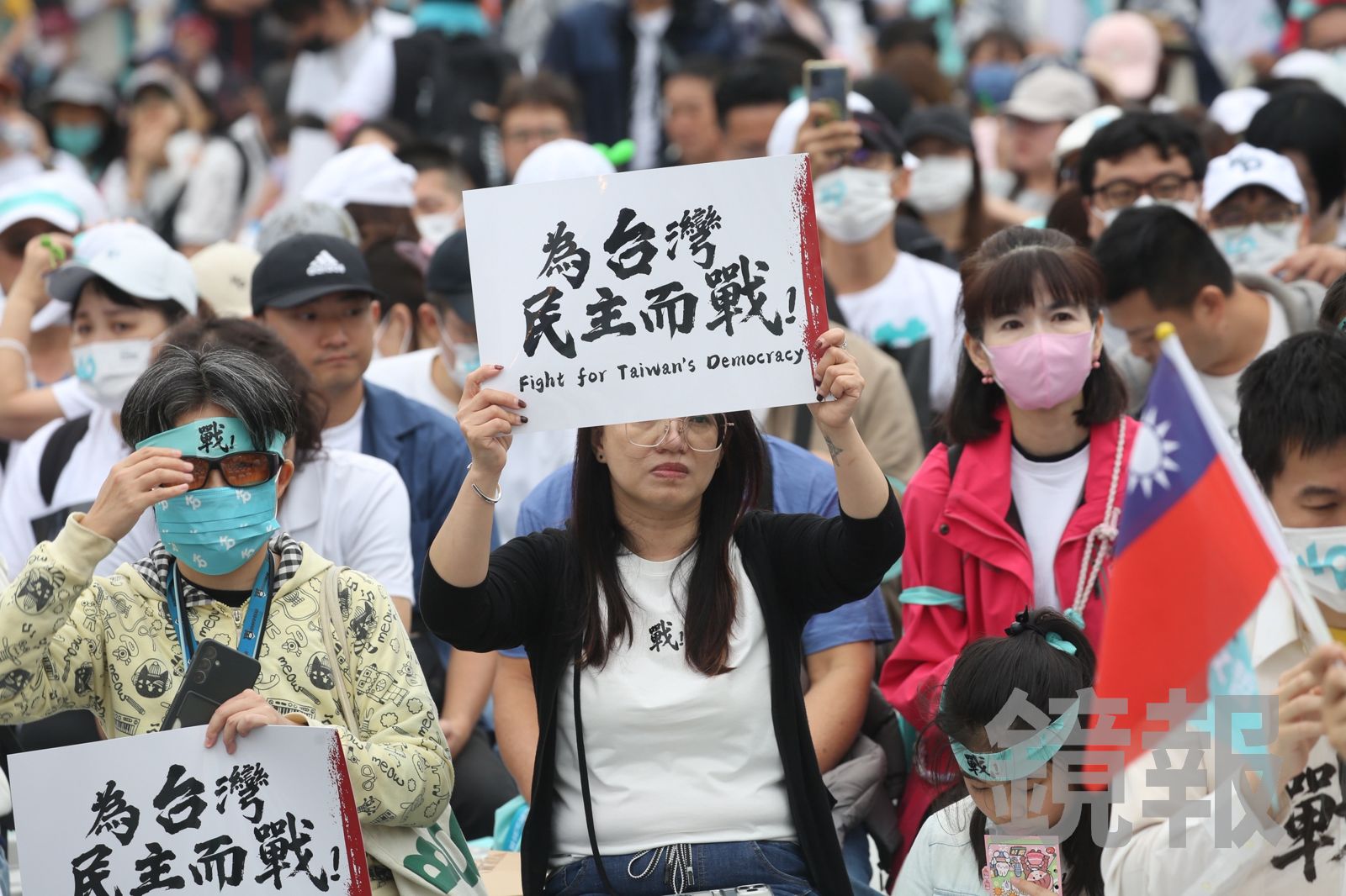 藍營上凱道聲援柯文哲！她斷言「恐丟7縣市」　媒體人：被罵垃圾還挺他