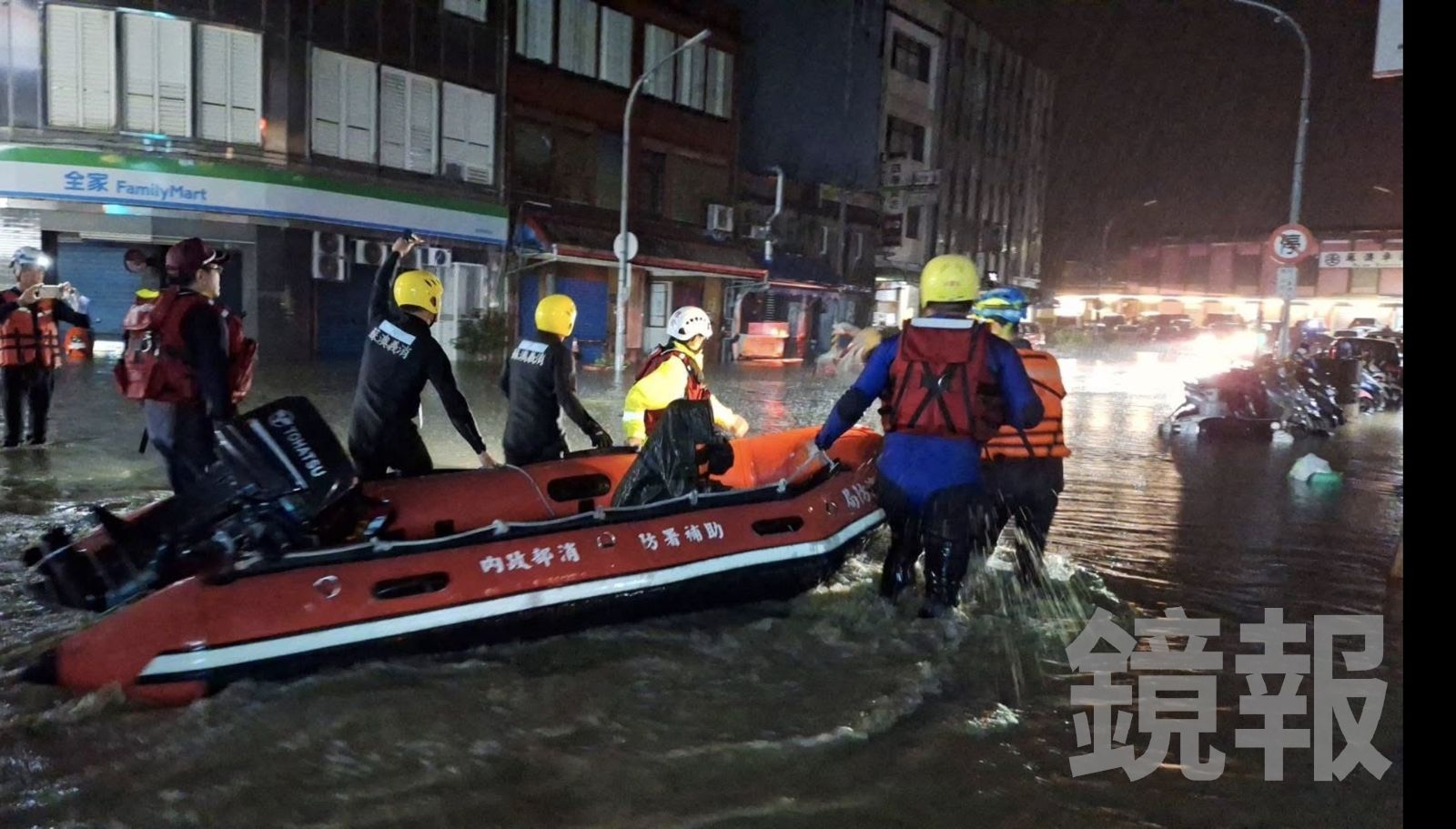 蘇澳暴雨成孤島　泥流灌民宅災情慘重　軍方出動協助撤離