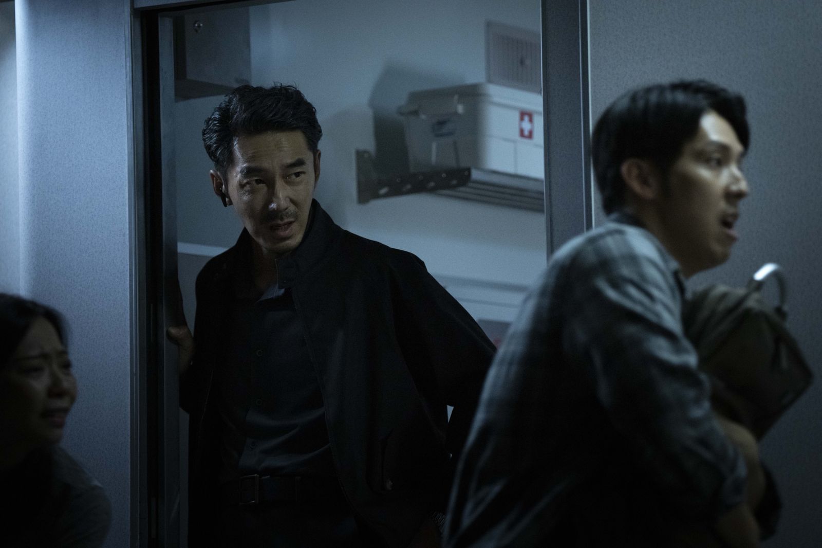 《96分鐘》在台北電影節擔任開幕片，票券秒殺讓李李仁（左）相當感動。華影國際提供