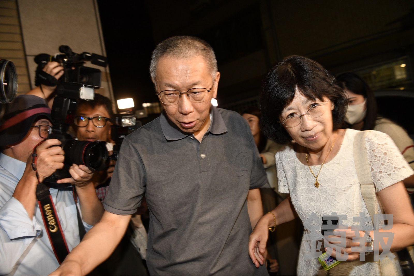 柯P出來了／晚間返抵北市住家　柯文哲聞媒體問這題愣住了