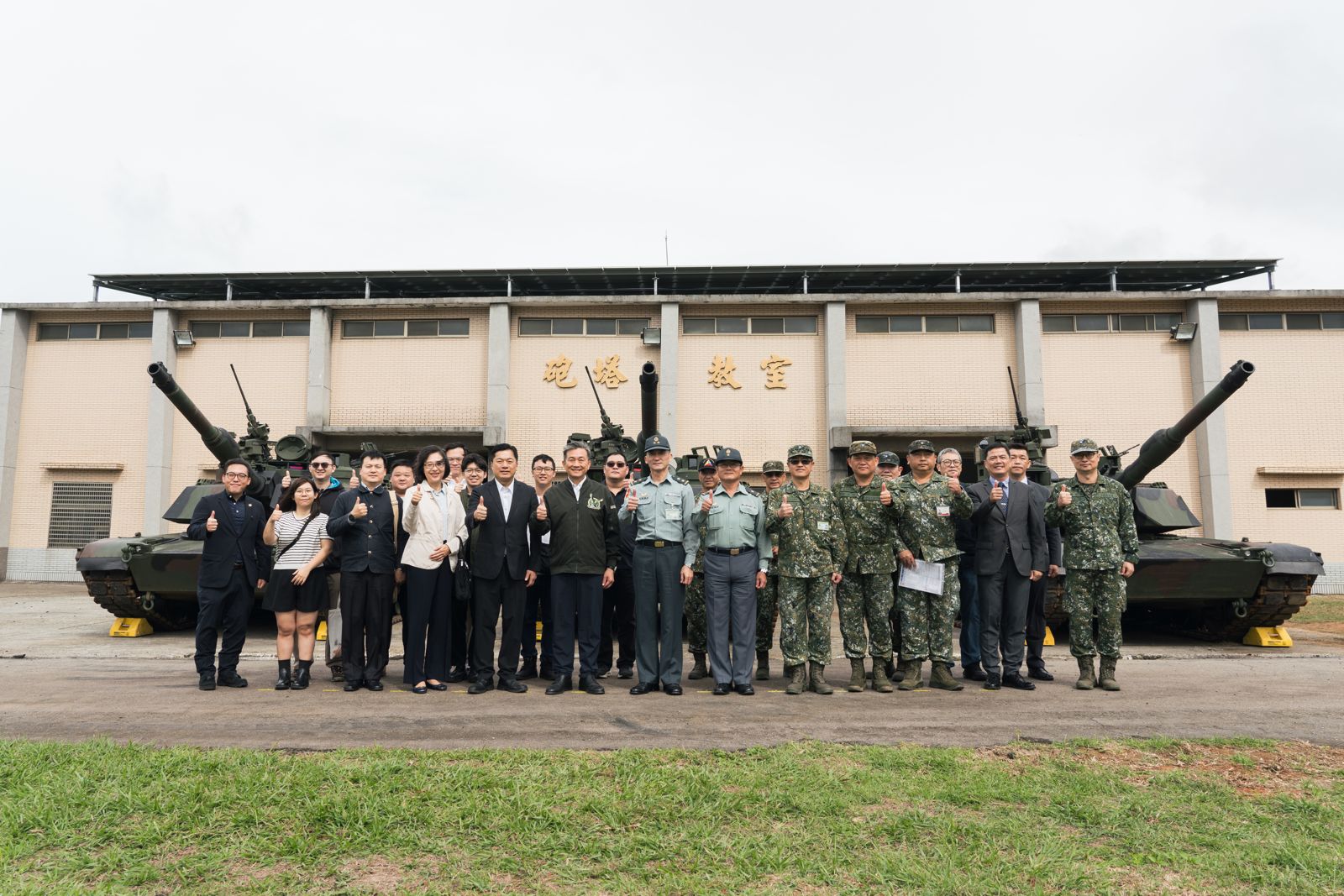 賴清德譽M1A2T是地表最強戰車卻沒裝戰場管理系統　王定宇：等於法拉利超跑沒裝車用電腦
