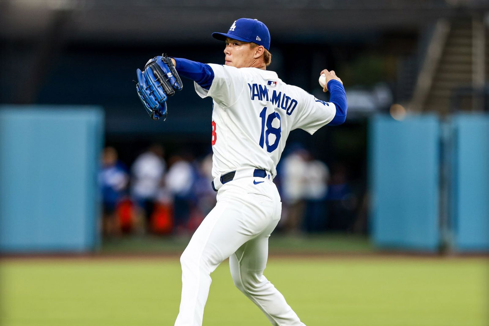 MLB／山本由伸虎頭蛇尾不敵費城人　賽後自責：未能控制失分