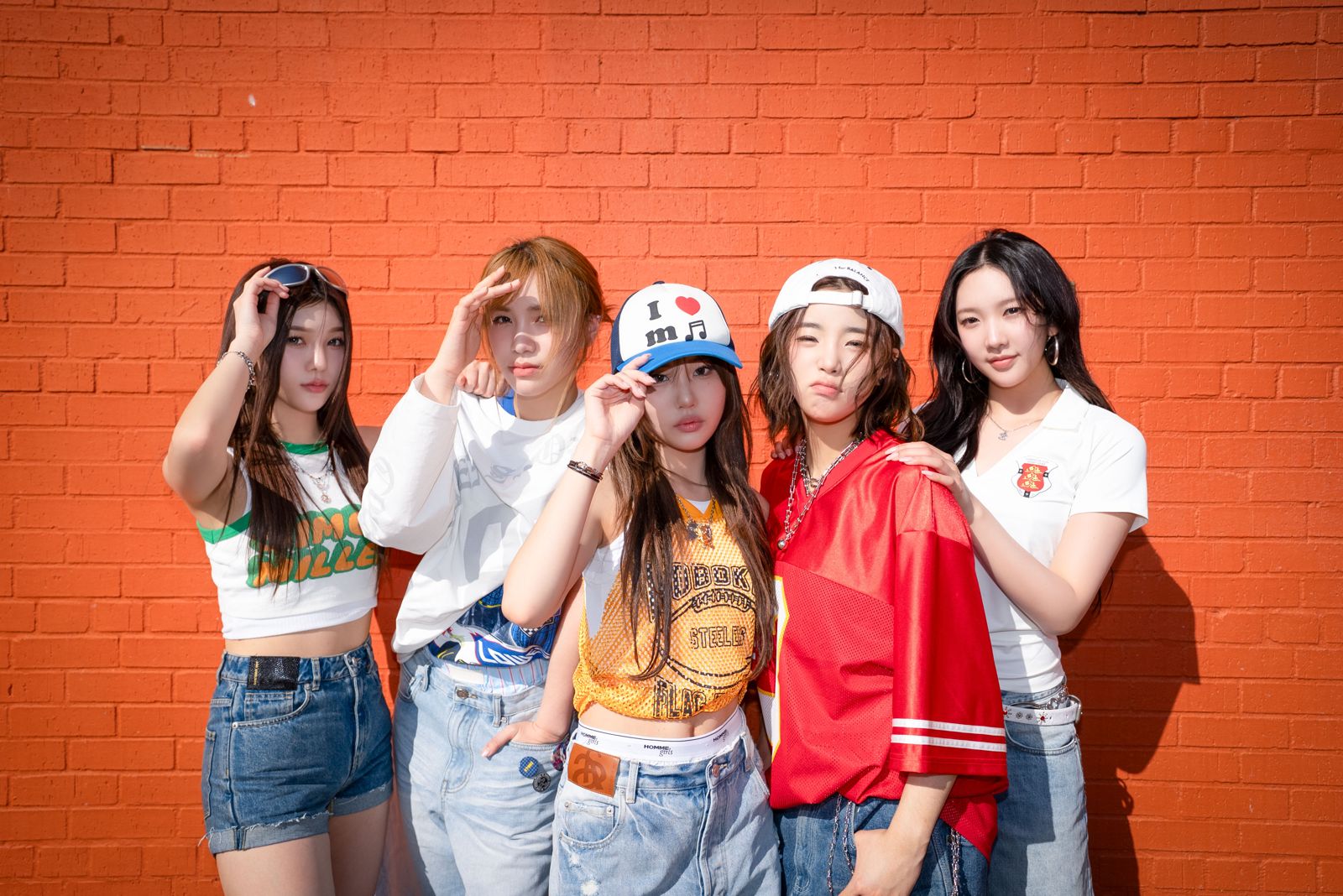 怪物新人YOUNG POSSE來台寵粉福利超狂! 揪粉絲「辣炒年糕PK」