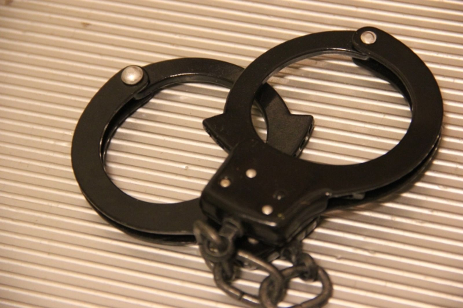 應召女賺千元皮肉錢遇恩客猝死還被關　死者家屬精算喪葬費、交通費索賠560萬！法院判了