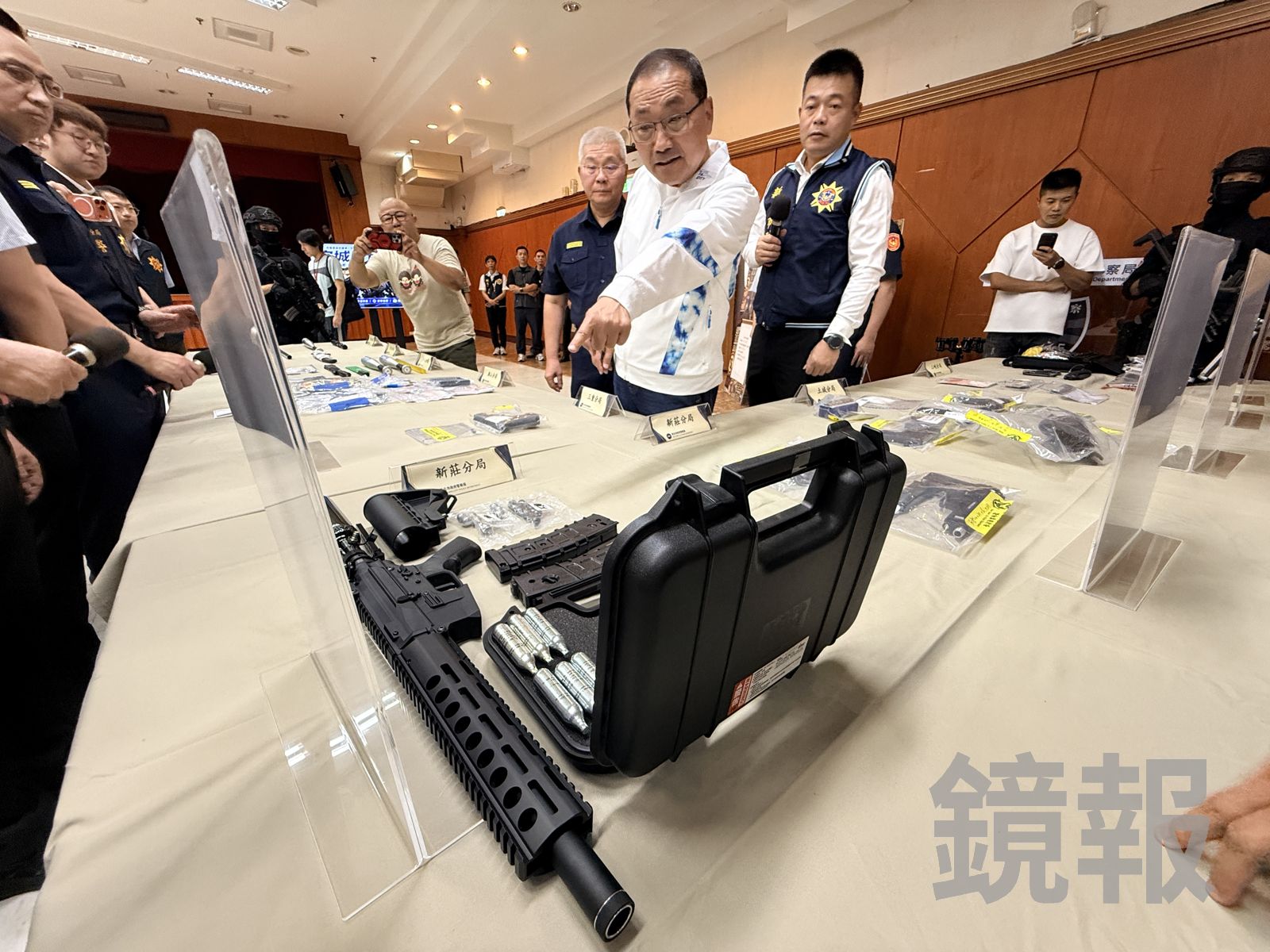 市長發錢了!新北警強勢掃蕩黑幫 侯友宜加碼刑事辦案費500萬