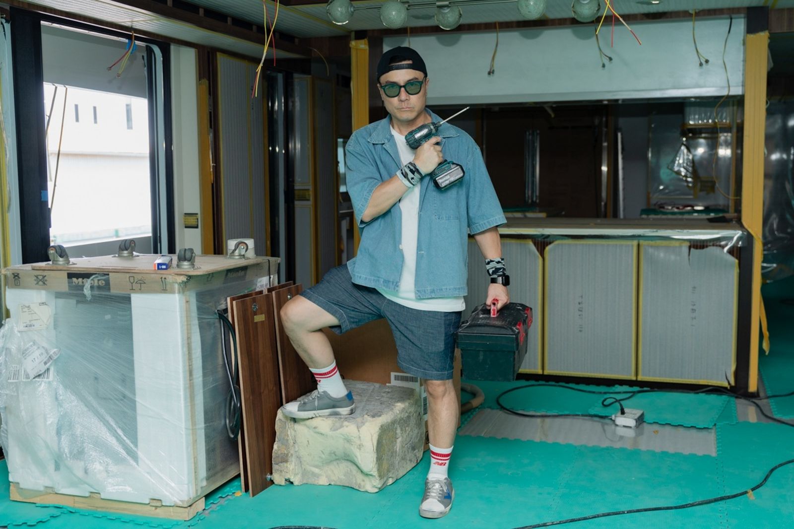 整艘船浮在馬路上！李銘忠驚呼「宛如末日電影」　范少勳像在作夢