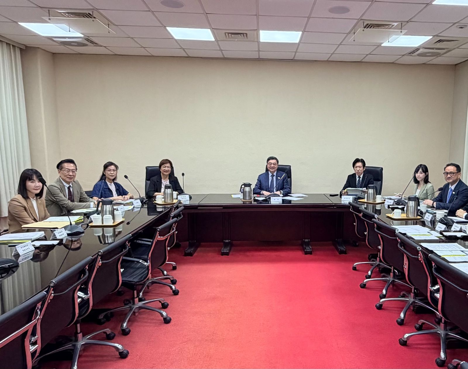 王惠美拜會卓榮泰爭取建設 政院:盼此協調模式成合作參考