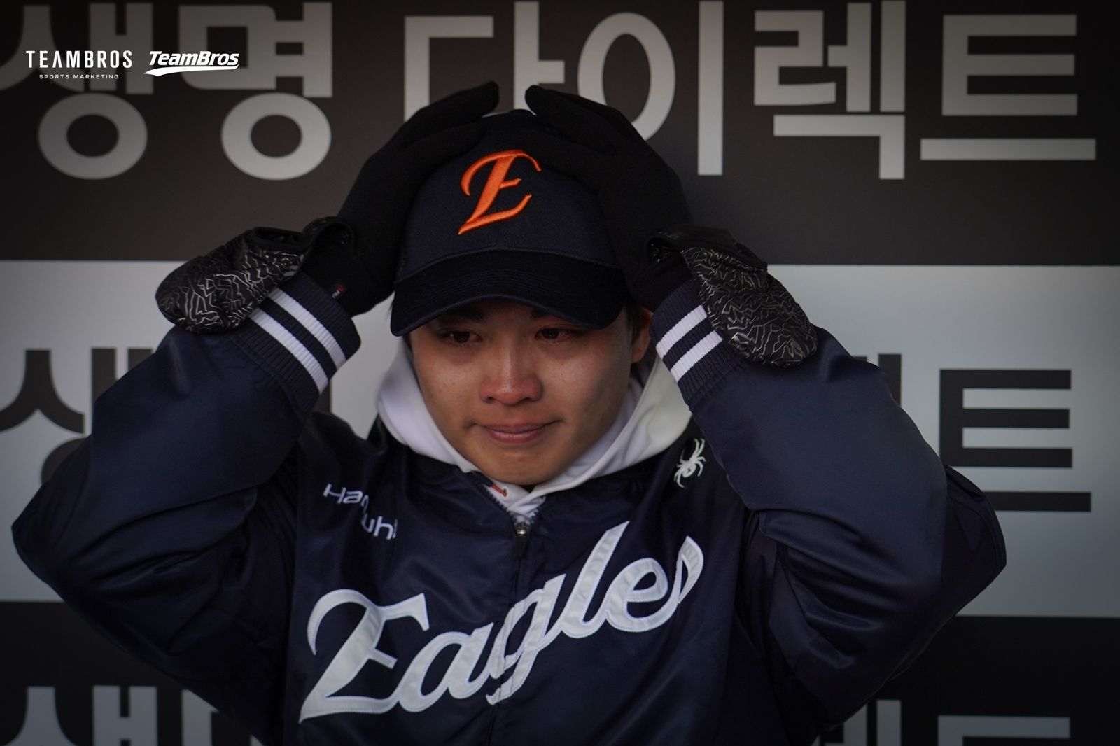 忍不住落淚!王彥程初登板奪韓職首勝 韓媒揭與家人相見感動瞬間