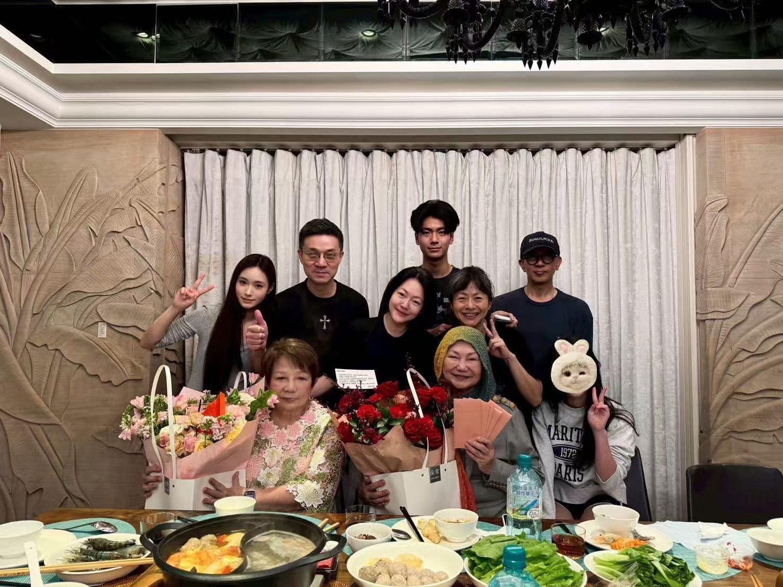 S媽曬母親節「家族照」就缺大S 具俊曄「暴瘦模樣」令人心疼