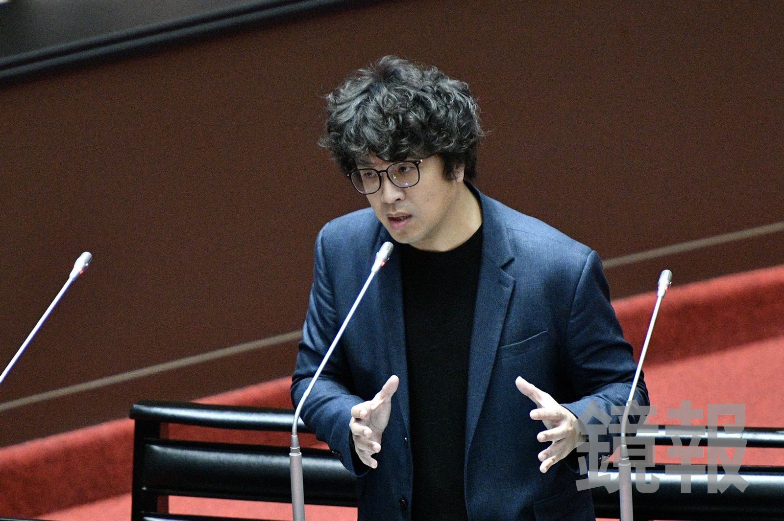 披綠袍參選台北市長？沈伯洋未鬆口：大家都是最強人選