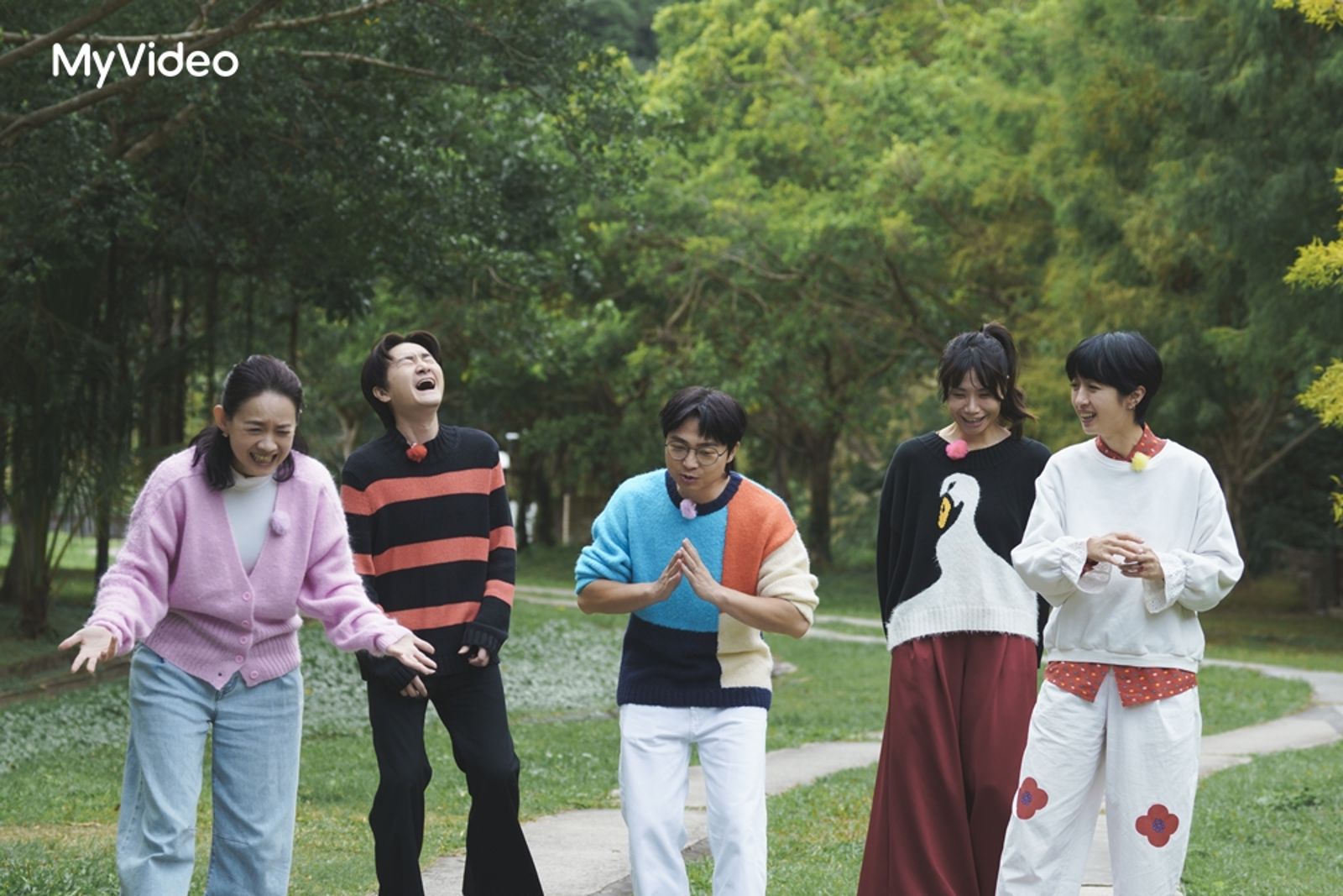 曾寶儀（左1）對「旺福式放空哲學」超有感。台灣大哥大MyVideo、三立提供