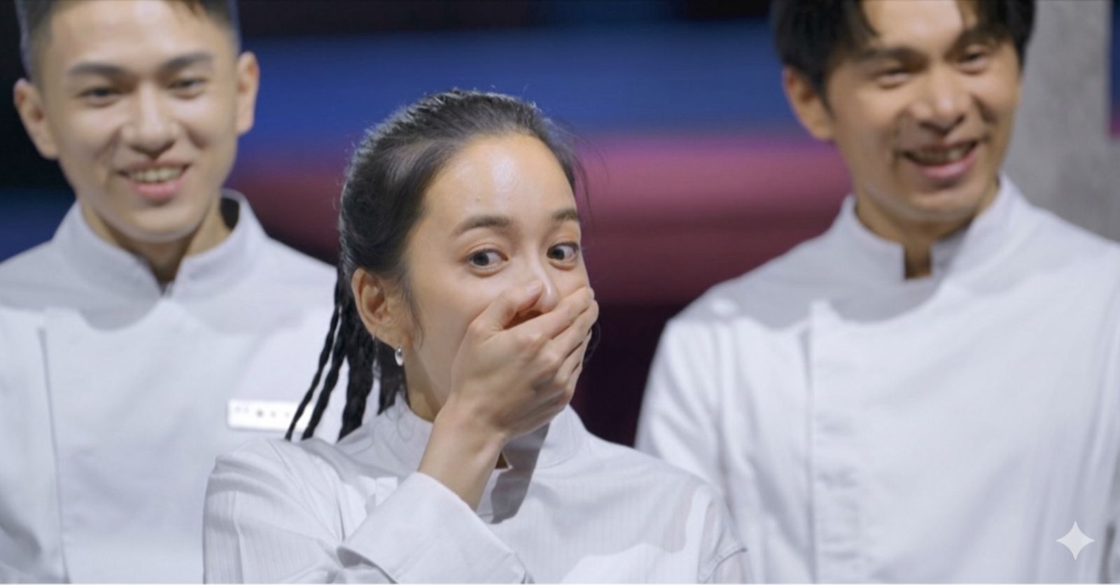 《星廚之戰》桌上0食材!李玉璽疑惑「製作單位出包?」 安心亞情勒「為搶胡宇威、陳庭妮」