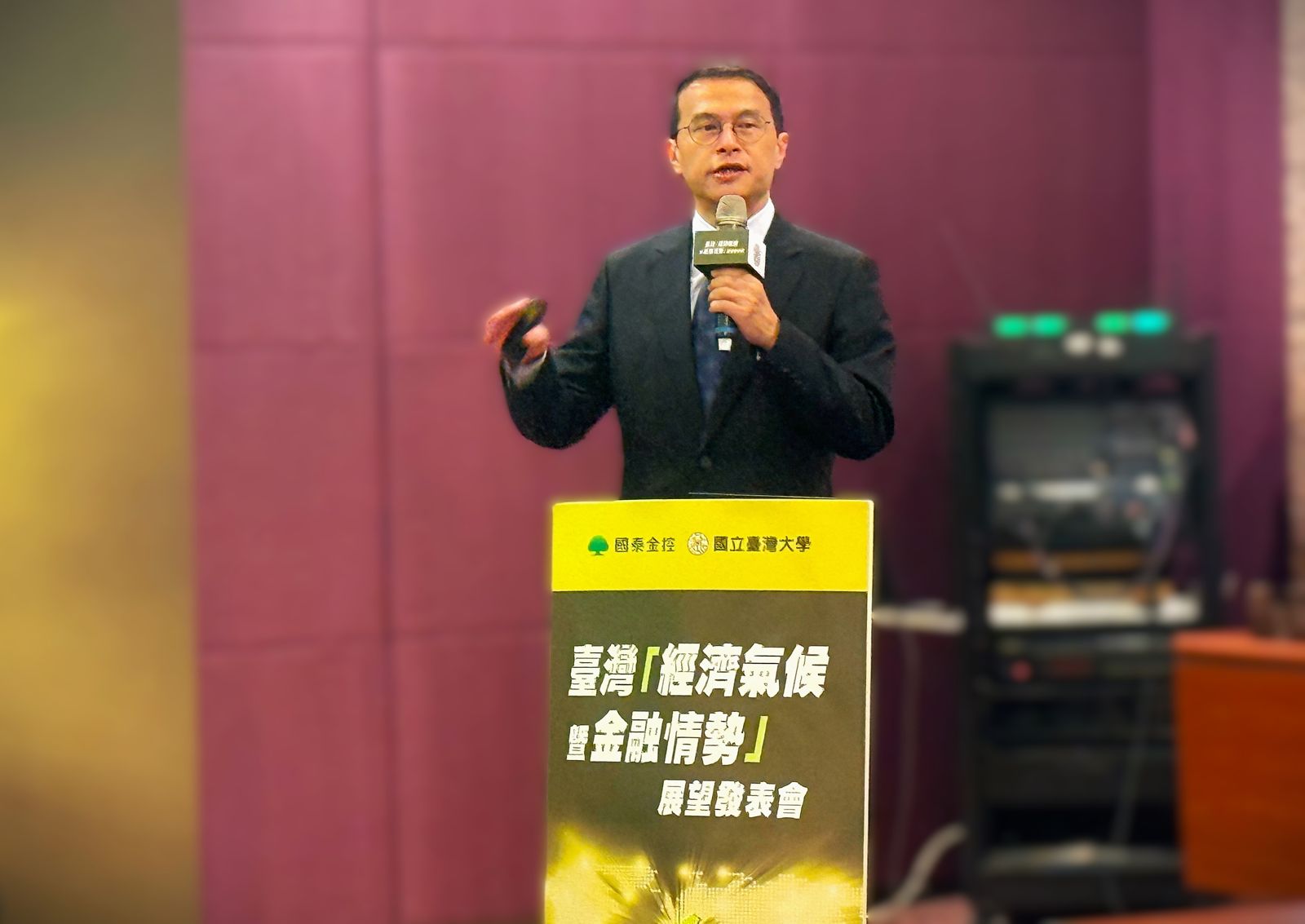 東西明明變貴、CPI卻沒爆? 專家揭:台灣通膨被「封印」的隱形推手