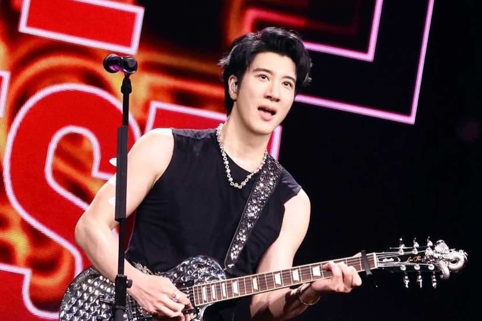 王力宏攻大巨蛋留伏筆！百萬人瘋搶10萬張門票　單周末狂吸8億天價