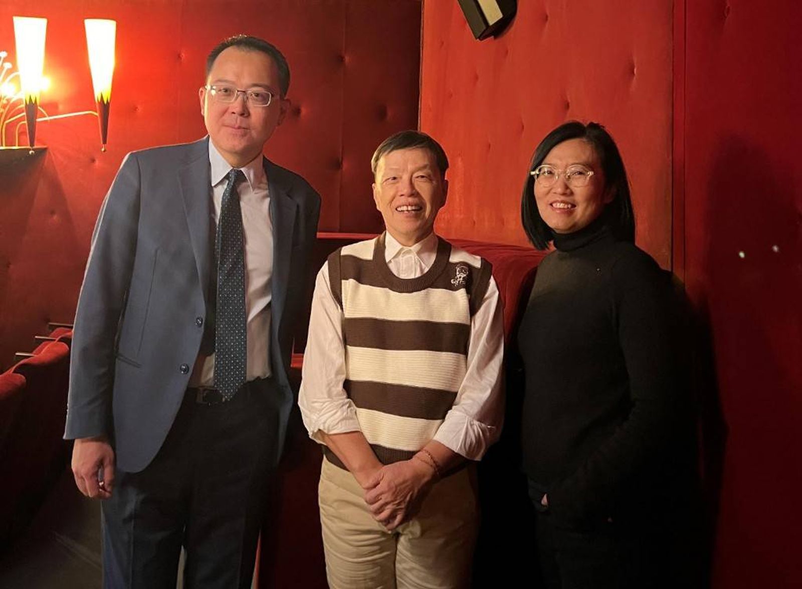 只准自己買奢華寢具 刁難基層請款代墊珍奶錢 駐瓦處長李冠德遭酸「這人品德真的冠軍」
